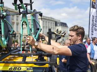 Faces of La Vuelta: Jumbo Visma's mechanic.