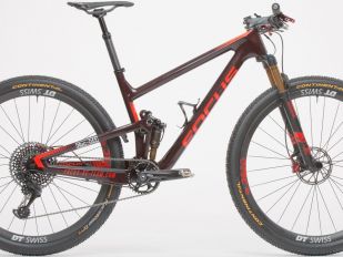 FOCUS HAS PRESENTED THE NEW FOCUS XC TEAM REPLICA BIKE EQUIPPED WITH FSA COMPONENTS